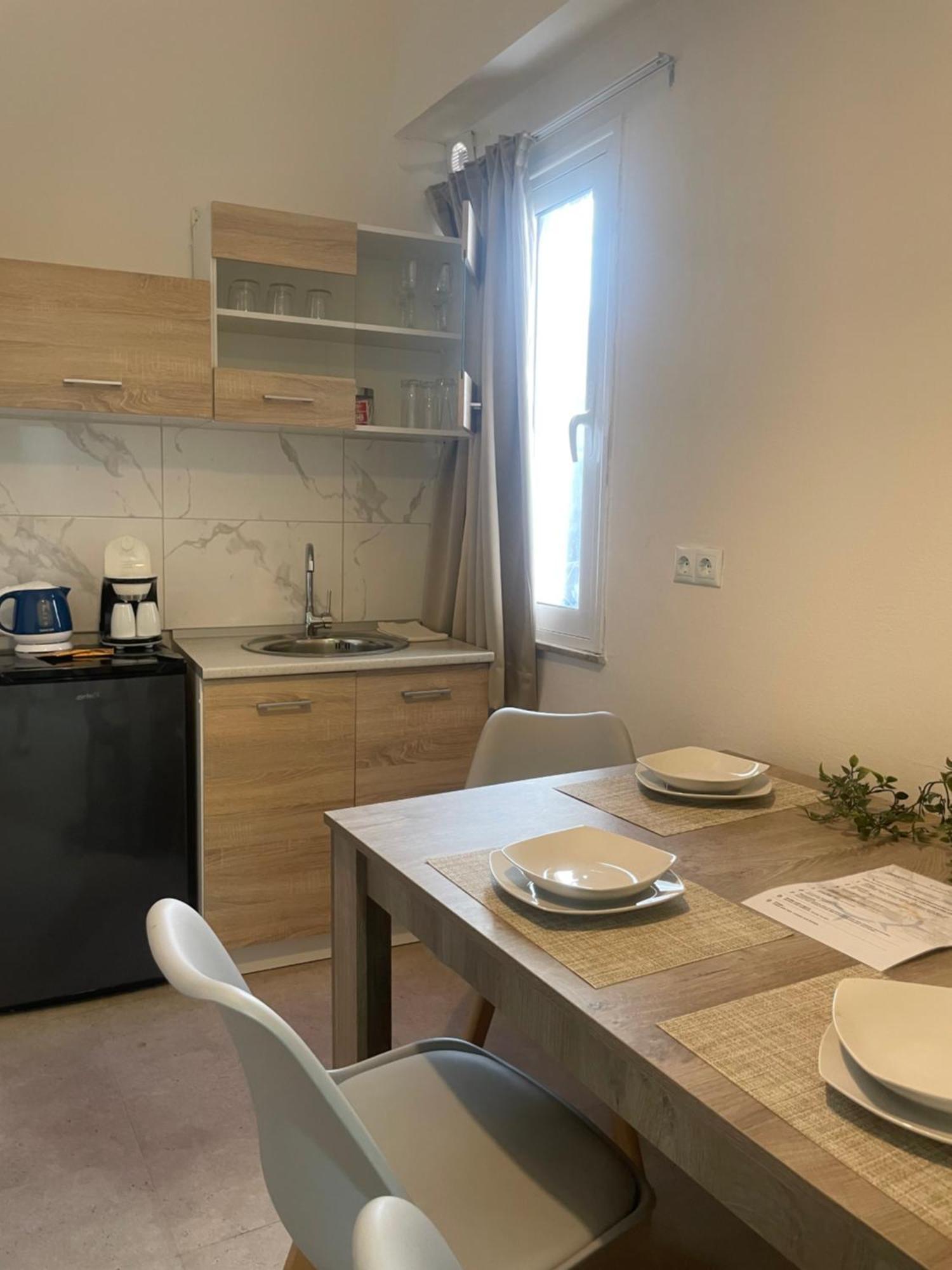 Compass Lofts Athens Apartment ภายนอก รูปภาพ