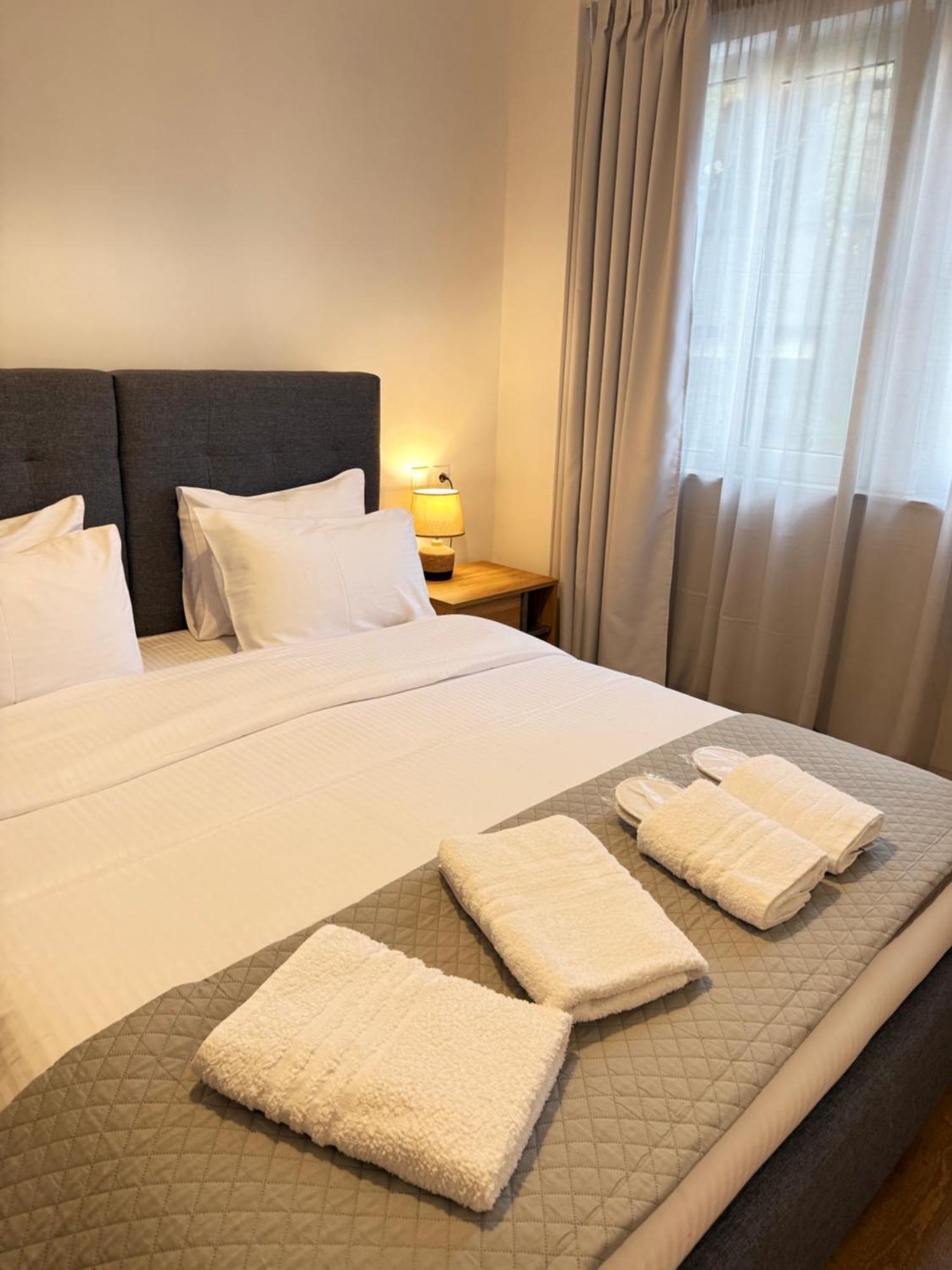 Compass Lofts Athens Apartment ภายนอก รูปภาพ